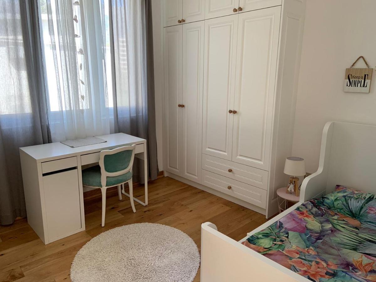Alex Apartments Будва Екстер'єр фото