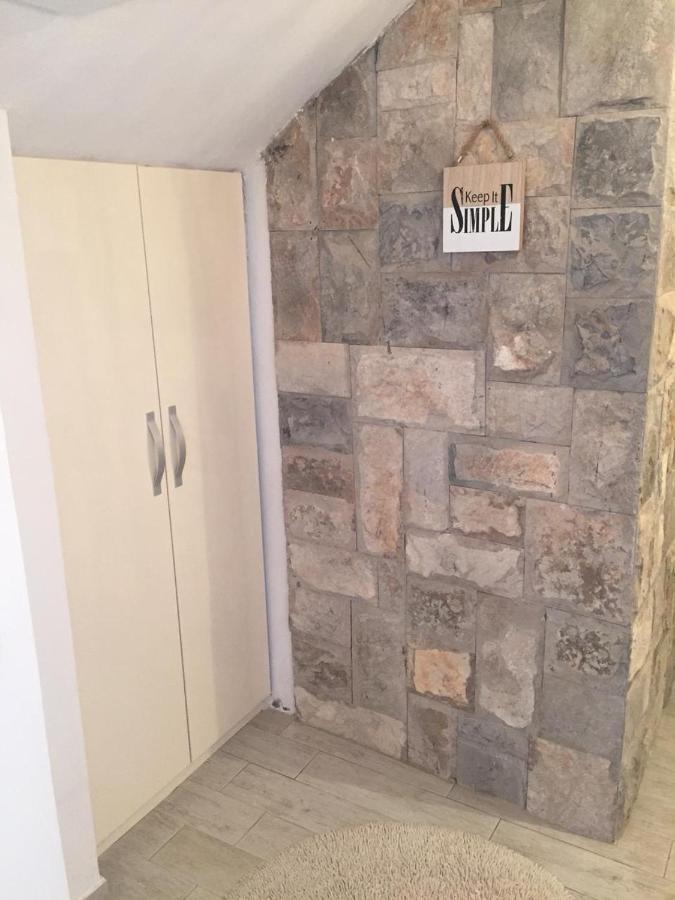 Alex Apartments Будва Екстер'єр фото